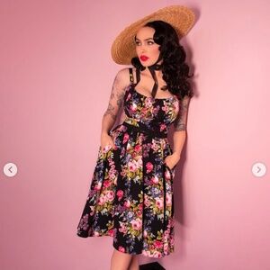 Ingenue Dress in Black Vintage Floral Print - Vixen by Micheline Pitt